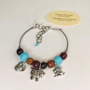 Wooden bead animal bracelet made in Costa Rica